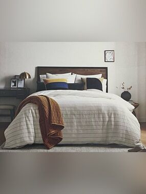 Studio 3B Linen Blend Wide Pinstripe 3 Piece Duvet Cover Set King Cream Navy
